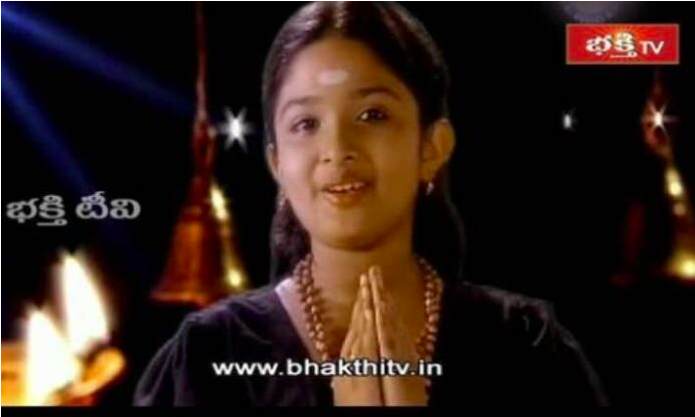 Irumudi Kattu Sabarimalaikku Lyrics